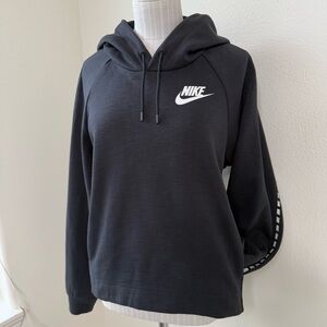 Nike Repeat Nike Spell-Out Logo Tape Black Pullover Fleece Hoodie Women’s Small